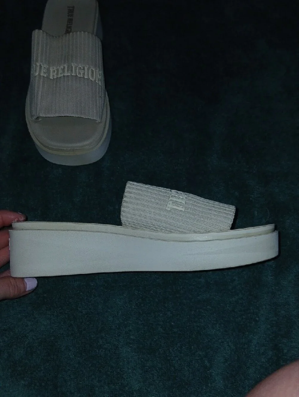 Womens True Religion Jann Cream Platform Ribbed Knit Slide Sandals Sz: 7.5